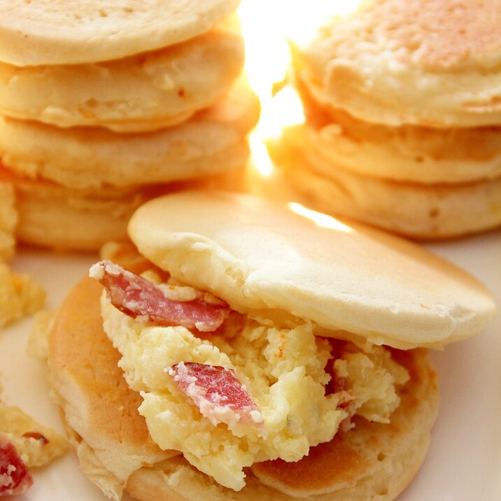 家族用☆ブランチパンケーキ ベーコンポテトサラダ